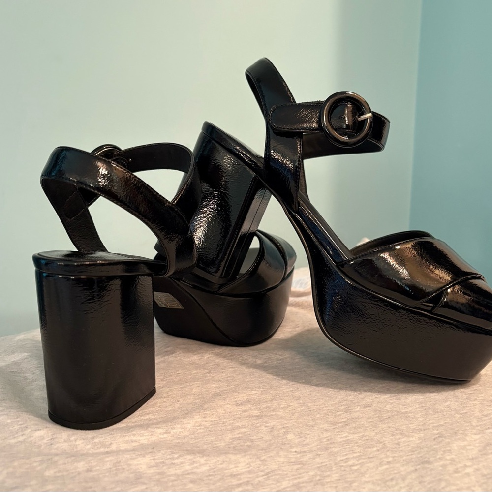 Elegant Black Platform Heels